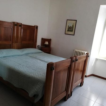 Residenza Santa Valeria Hotell Caglio Exteriör bild