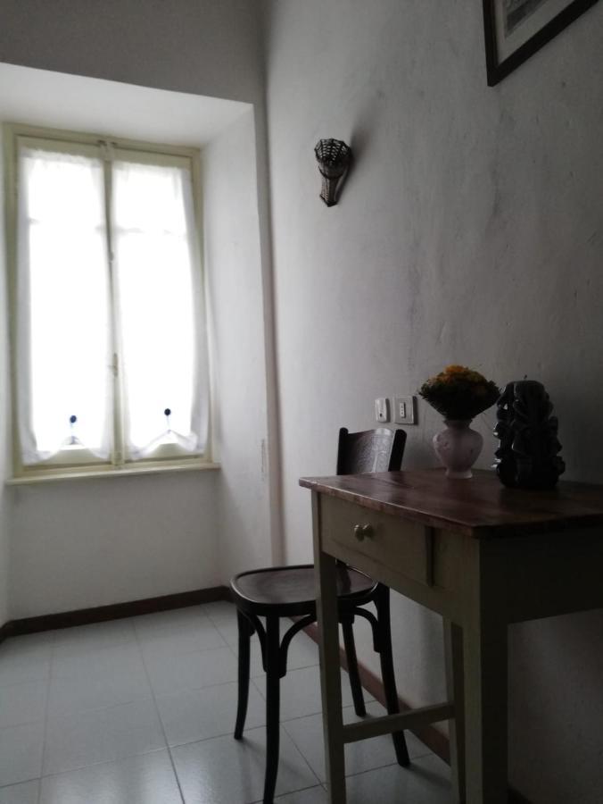 Residenza Santa Valeria Hotell Caglio Exteriör bild