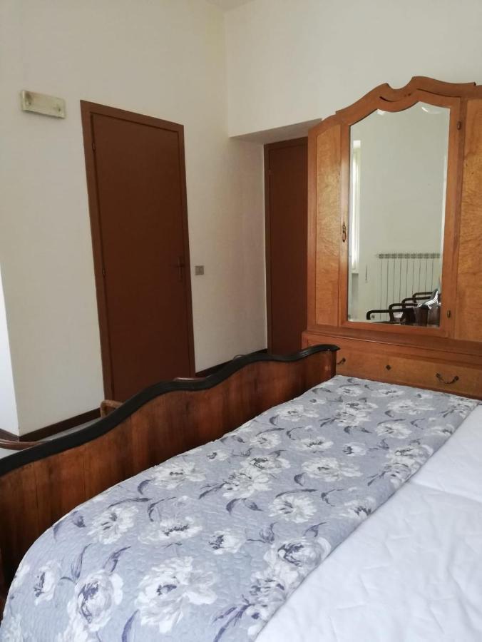 Residenza Santa Valeria Hotell Caglio Exteriör bild