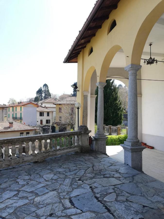 Residenza Santa Valeria Hotell Caglio Exteriör bild