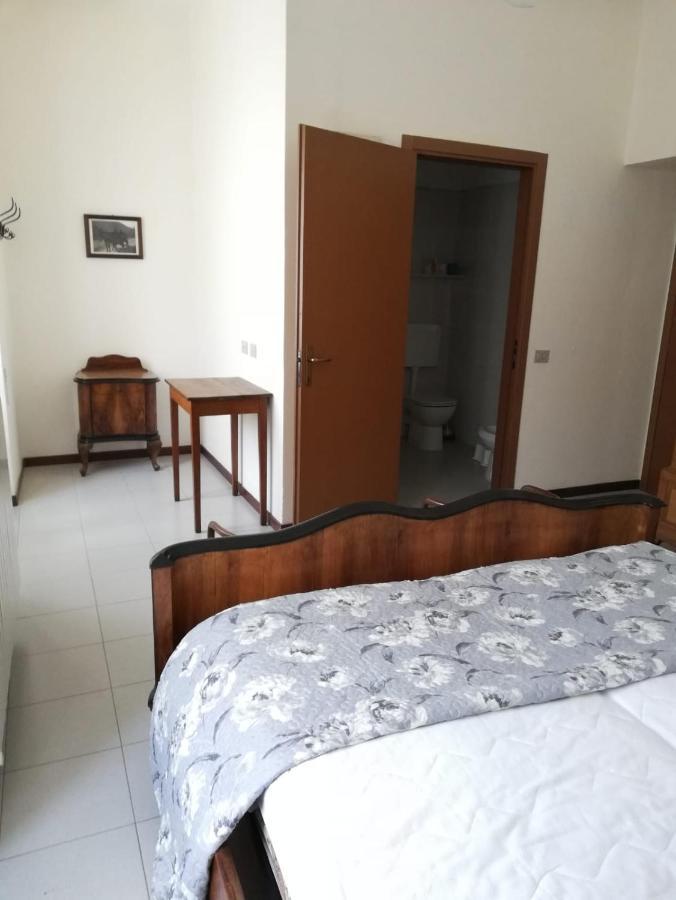 Residenza Santa Valeria Hotell Caglio Exteriör bild