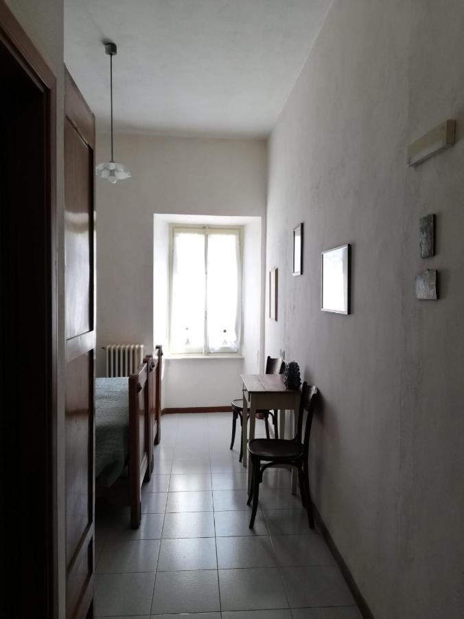 Residenza Santa Valeria Hotell Caglio Exteriör bild