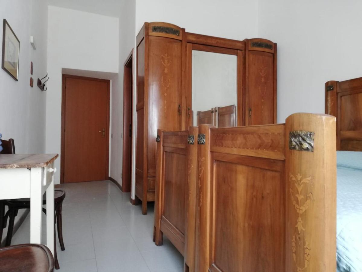 Residenza Santa Valeria Hotell Caglio Exteriör bild