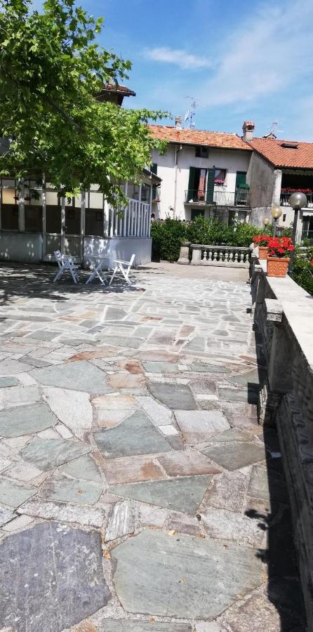 Residenza Santa Valeria Hotell Caglio Exteriör bild